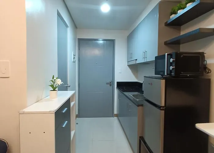 Chino Roces Makati - Free Parking - Red Residences