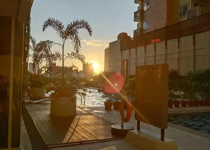 Apartment Chino Roces Makati - Free Parking - Red Residences