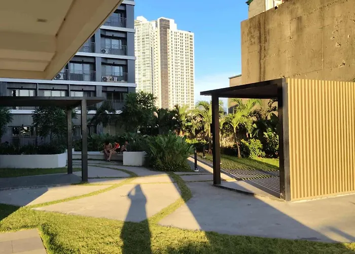 Apartment Chino Roces Makati - Free Parking - Red Residences Manila