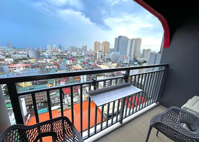 Chino Roces Makati - Free Parking - Red Residences Manila